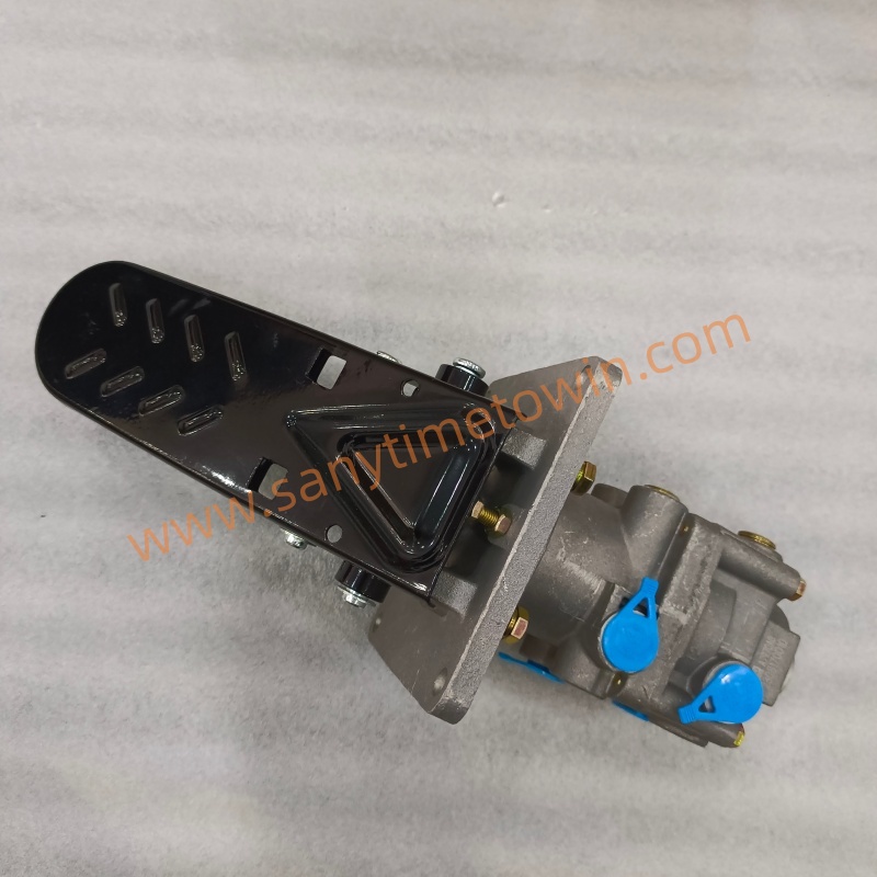 SEM Roller 520F/522F/ 526F Wheel Loader SEM636F/655F/655G genuine original spare parts W083700000B BRAKE FOOT VALVE