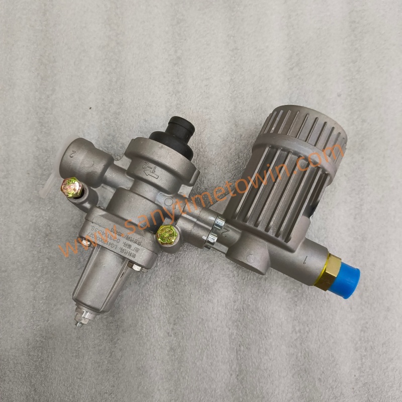 SDLG high quality original spare parts 29220026801 air Resource for wheel loader excavator - Image 2