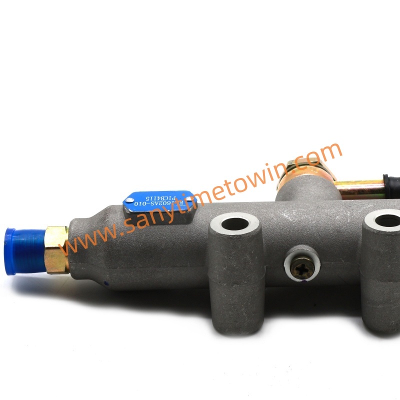 Sany crane ST500 genuine original spare parts 60118738 Pump, Clutch - Image 4