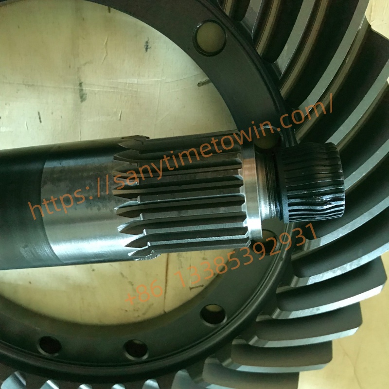 29090008511 Left Driven Bevel Gear Spare Parts For SDLG Wheel Loader LG956 L956L L956H - Image 3