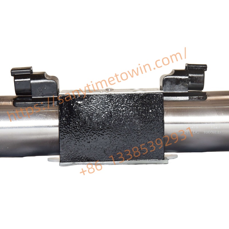 SANY Port Hoisting Crane Container Stacker SANY forklift SRSC45V5 Spare Parts 60155034 Electromagnetic Change Valve - Image 2