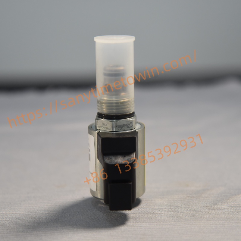 SANY Port Hoisting Crane Container Stacker SANY forklift SRSC45V5 Spare Parts 60338455 Electromagnetic Change Valve - Image 2