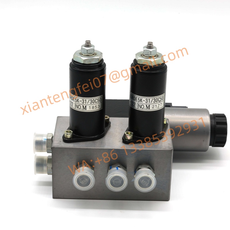 12393903 Slewing Control Valve For SANY Crane STC500S - Image 2