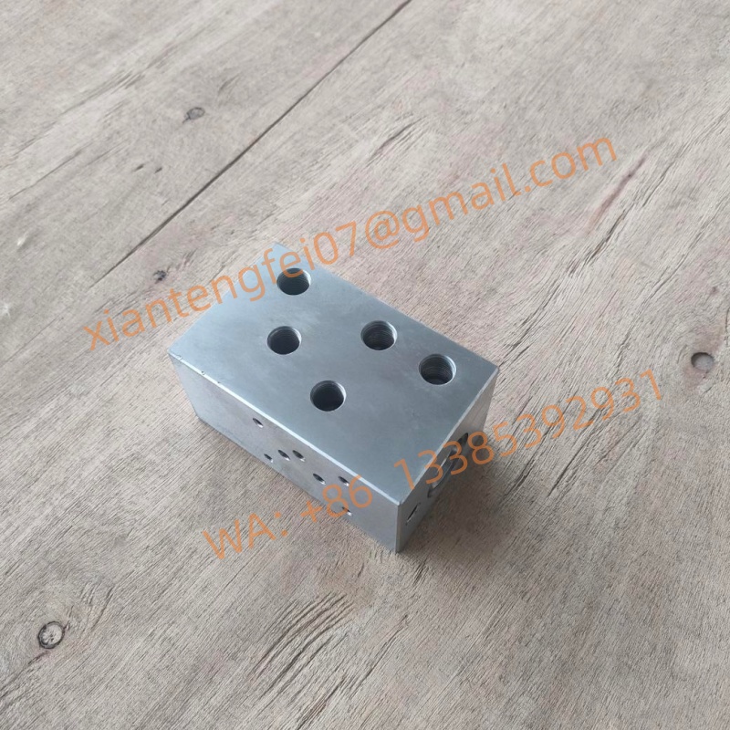 13886763 Brake Valve Block For SANY SRSC45H2 Reach Stacker - Image 3