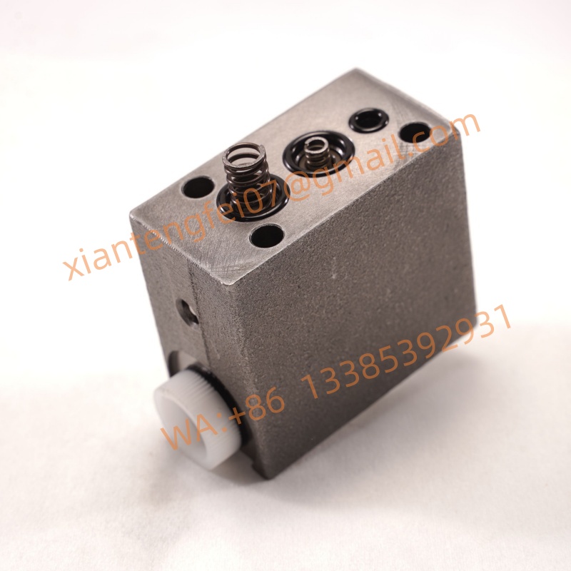 B220401000688 Slewing Motor Delay Valve For SANY SY245 Excavator - Image 4